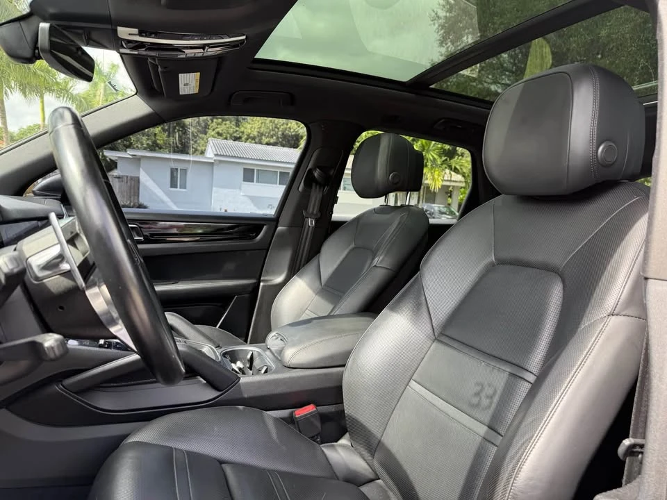 2019 Porsche 9Y0/9Y3 Cayenne - Image 16 of 17