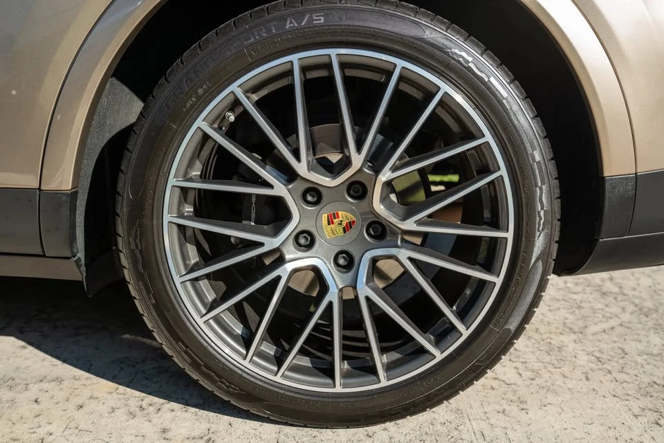 2019 Porsche 9Y0/9Y3 Cayenne - Image 11 of 19