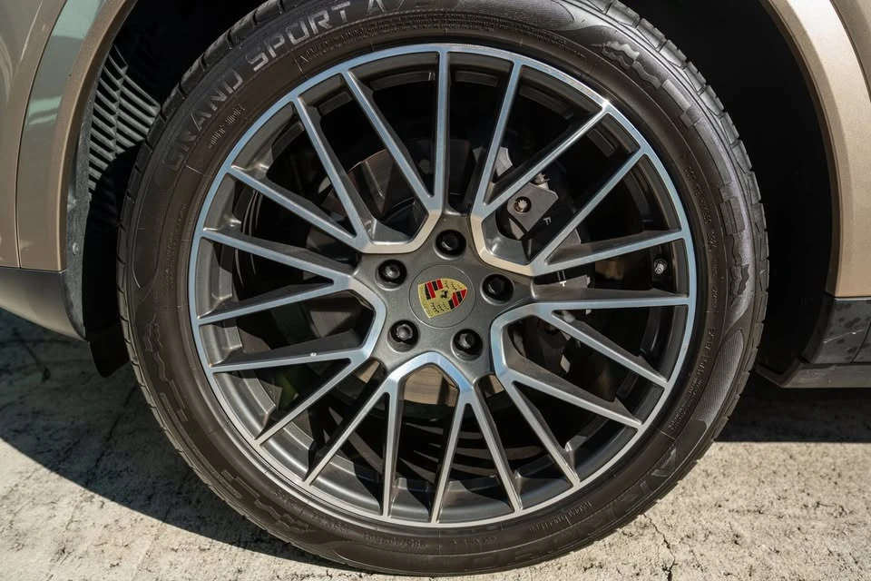 2019 Porsche 9Y0/9Y3 Cayenne - Image 13 of 19