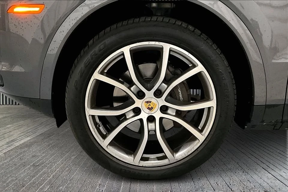 2019 Porsche 9Y0/9Y3 Cayenne - Image 15 of 16