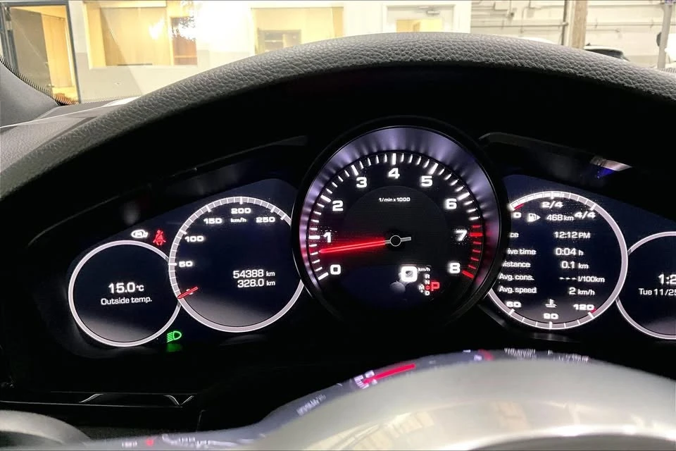 2019 Porsche 9Y0/9Y3 Cayenne - Image 9 of 16