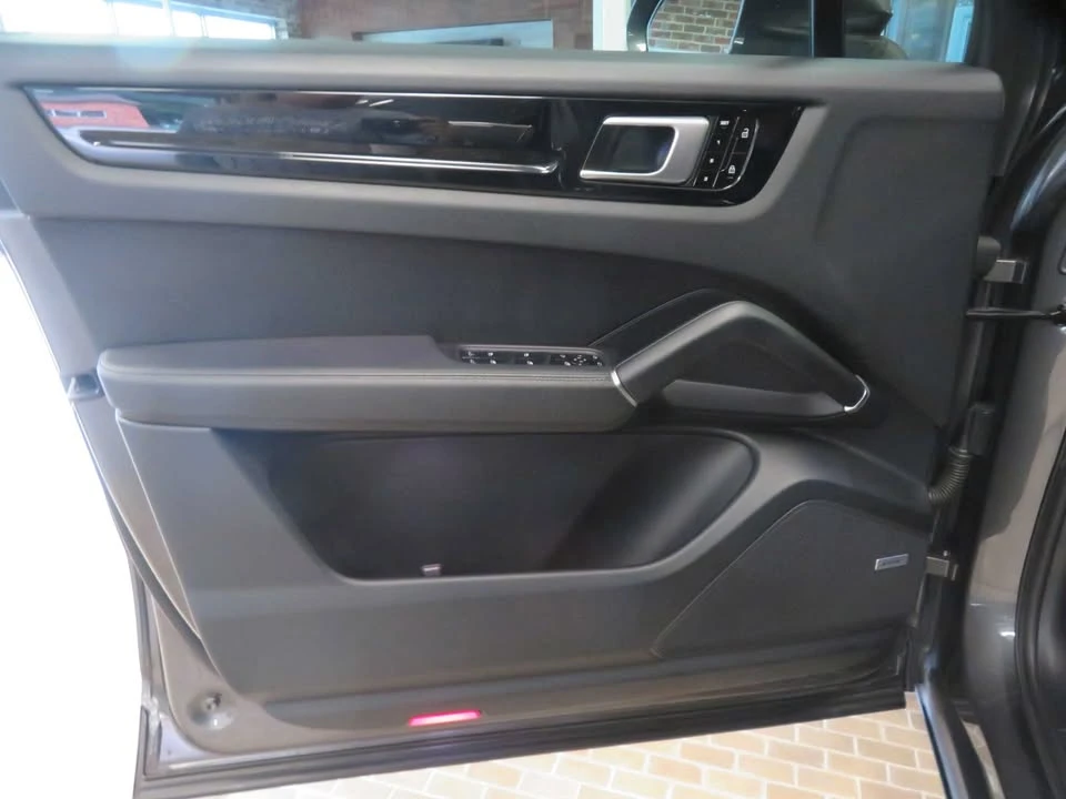 2019 Porsche 9Y0/9Y3 Cayenne - Image 13 of 19