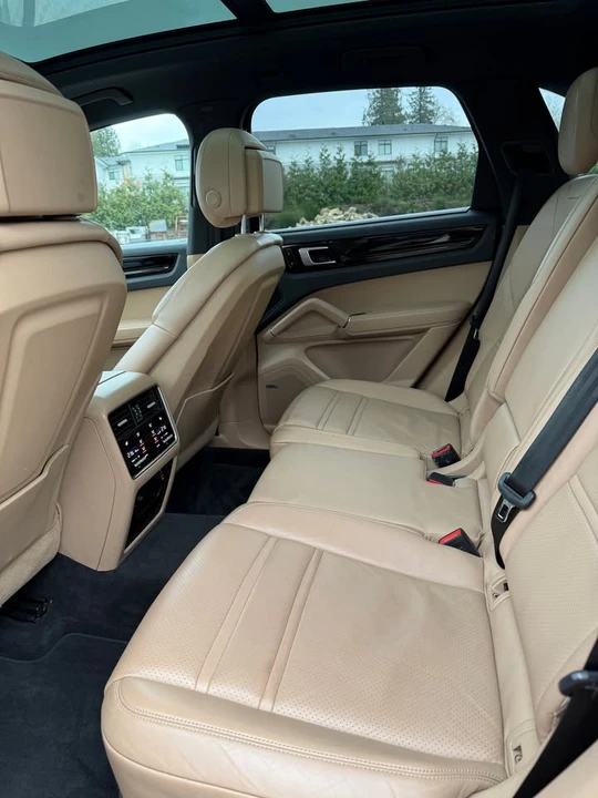 2019 Porsche 9Y0/9Y3 Cayenne - Image 14 of 15