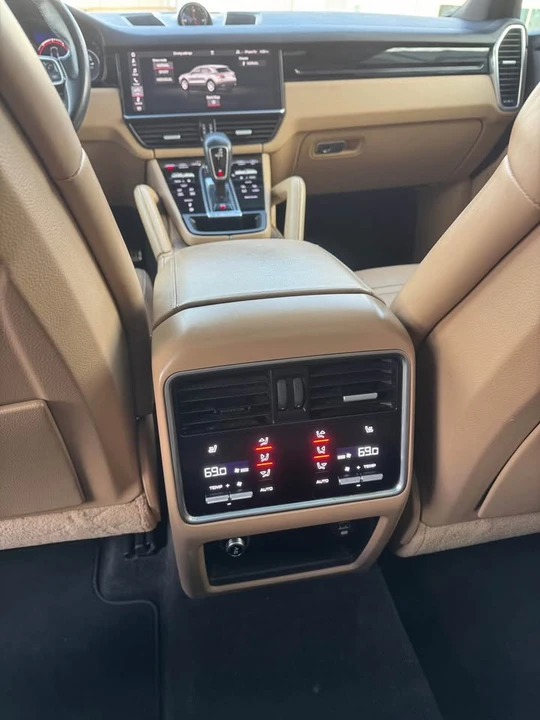 2019 Porsche 9Y0/9Y3 Cayenne - Image 8 of 15