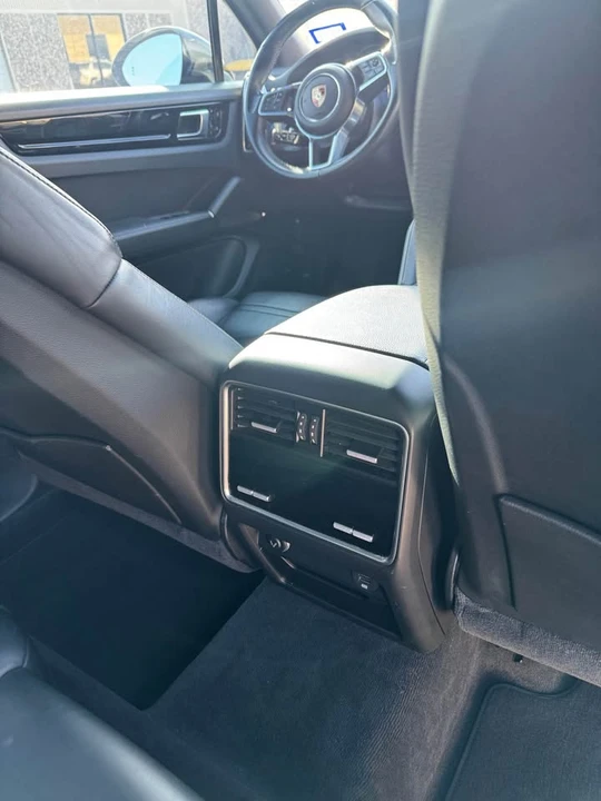 2019 Porsche 9Y0/9Y3 Cayenne - Image 4 of 9
