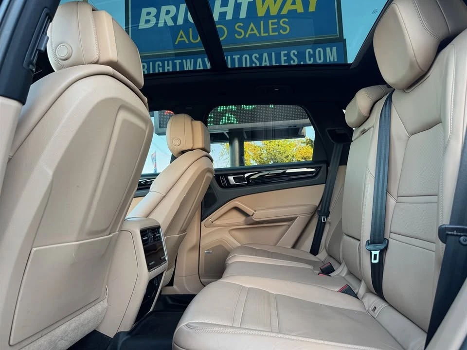2019 Porsche 9Y0/9Y3 Cayenne - Image 14 of 15