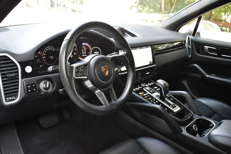 2019 Porsche 9Y0/9Y3 Cayenne - Image 19 of 20