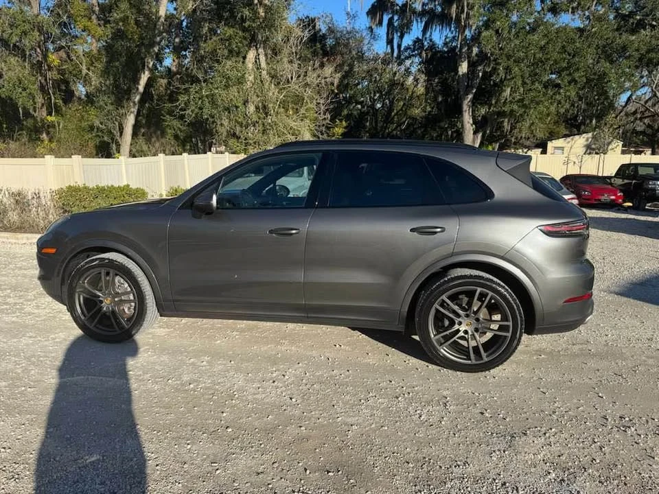 2019 Porsche 9Y0/9Y3 Cayenne - Image 2 of 16