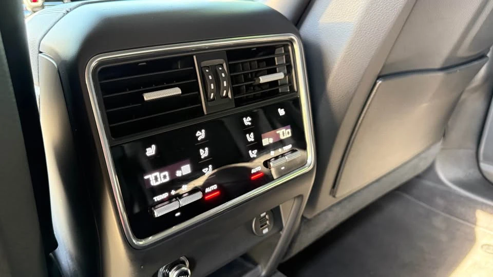 2019 Porsche 9Y0/9Y3 Cayenne - Image 9 of 19