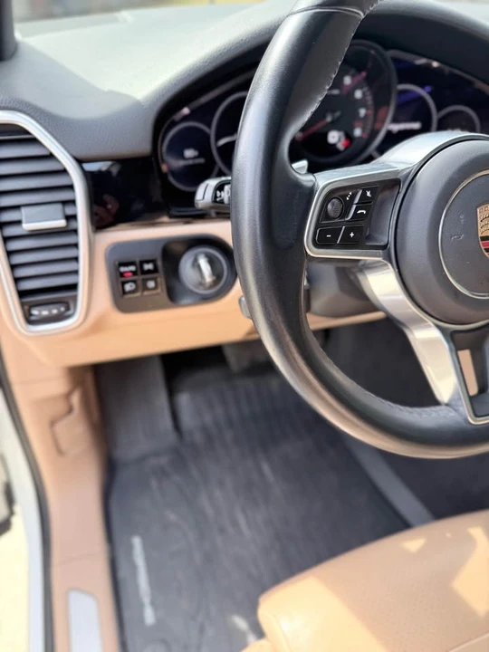 2019 Porsche 9Y0/9Y3 Cayenne - Image 15 of 19