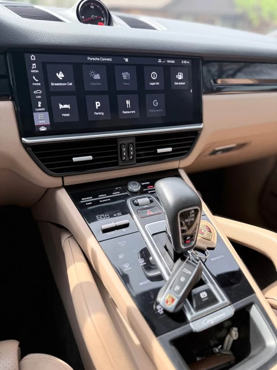 2019 Porsche 9Y0/9Y3 Cayenne - Image 13 of 19