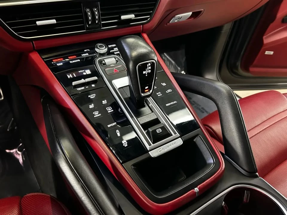 2019 Porsche 9Y0/9Y3 Cayenne - Image 17 of 20