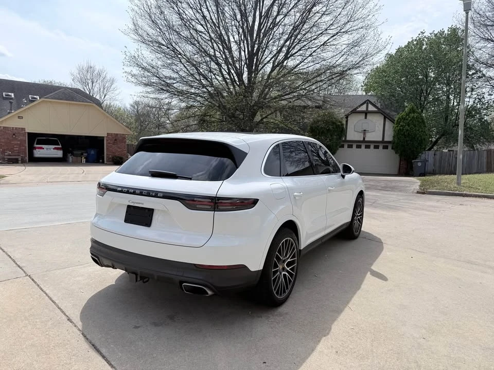 2019 Porsche 9Y0/9Y3 Cayenne - Image 2 of 19