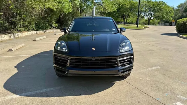 2019 Porsche Cayenne Base