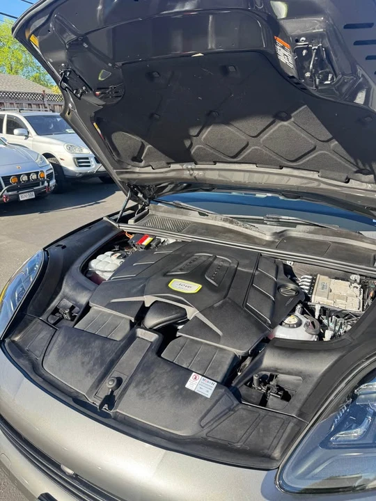 2019 Porsche 9Y0/9Y3 Cayenne - Image 17 of 17