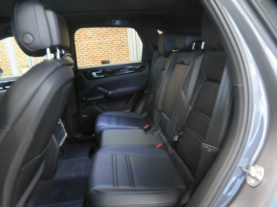 2019 Porsche 9Y0/9Y3 Cayenne - Image 18 of 19