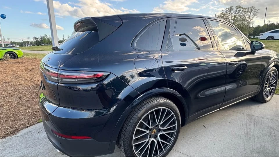 2019 Porsche 9Y0/9Y3 Cayenne - Image 16 of 17