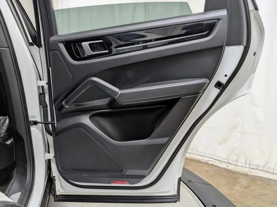 2019 Porsche 9Y0/9Y3 Cayenne - Image 20 of 20