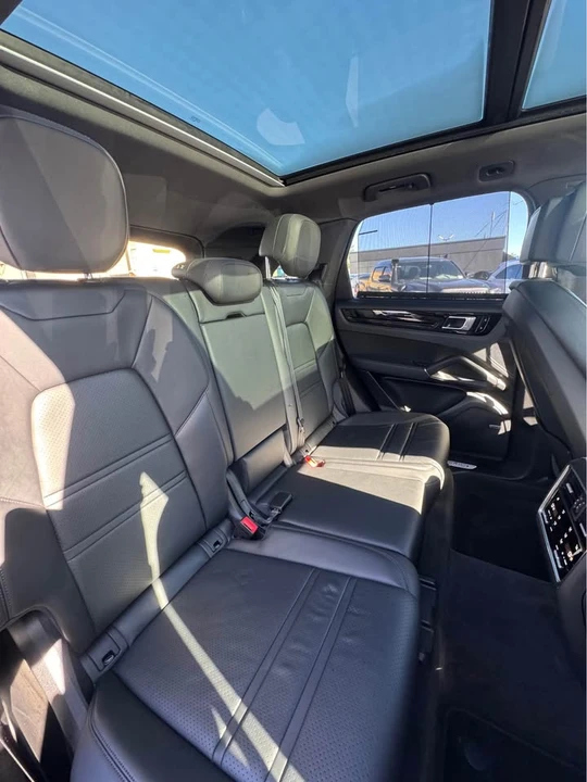 2019 Porsche 9Y0/9Y3 Cayenne - Image 10 of 17