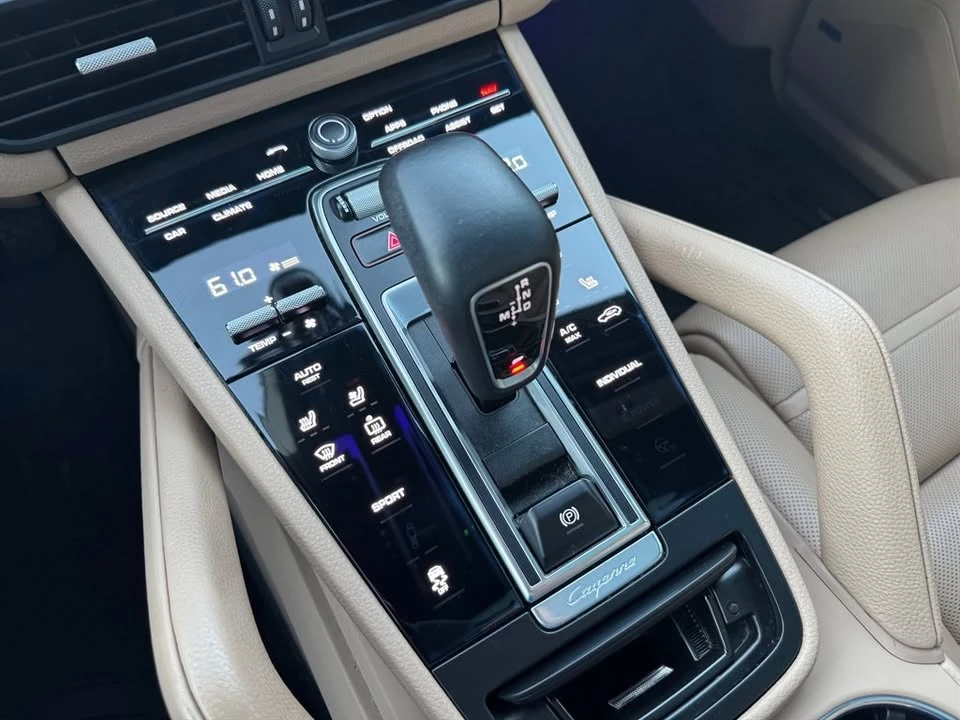 2019 Porsche 9Y0/9Y3 Cayenne - Image 11 of 15