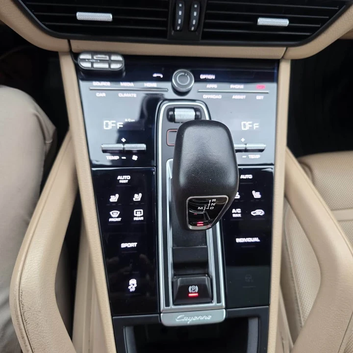 2019 Porsche 9Y0/9Y3 Cayenne - Image 14 of 20