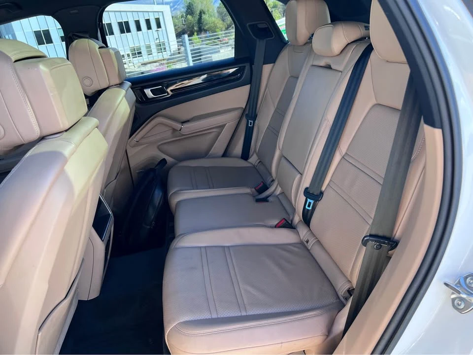 2019 Porsche 9Y0/9Y3 Cayenne - Image 8 of 11