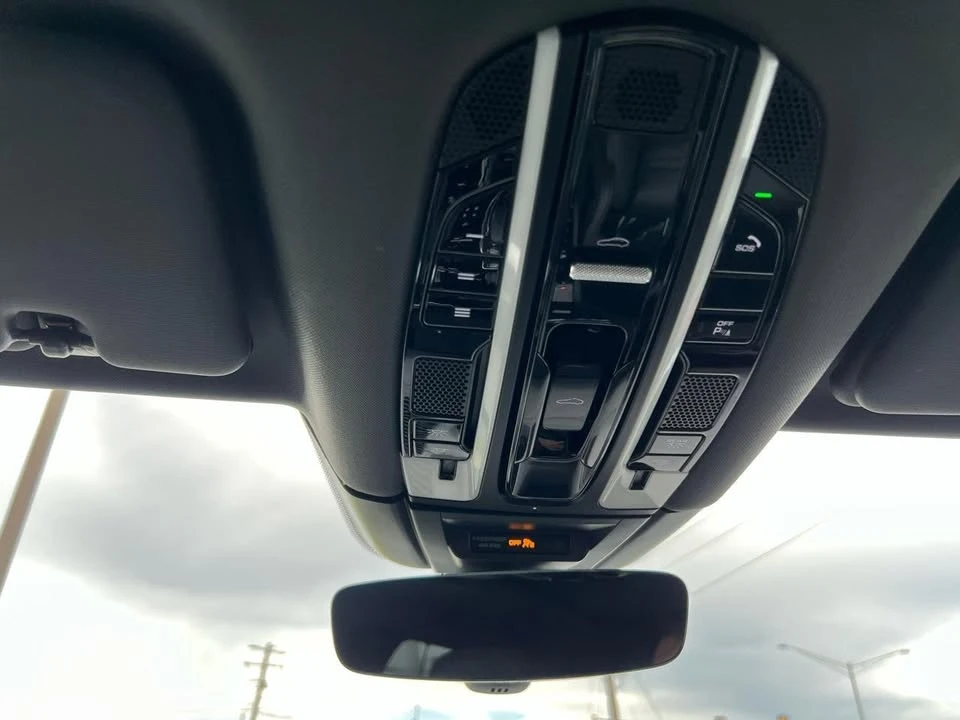 2019 Porsche 9Y0/9Y3 Cayenne - Image 19 of 20