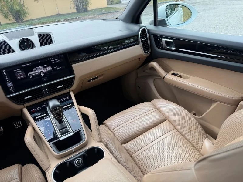2019 Porsche 9Y0/9Y3 Cayenne - Image 15 of 20