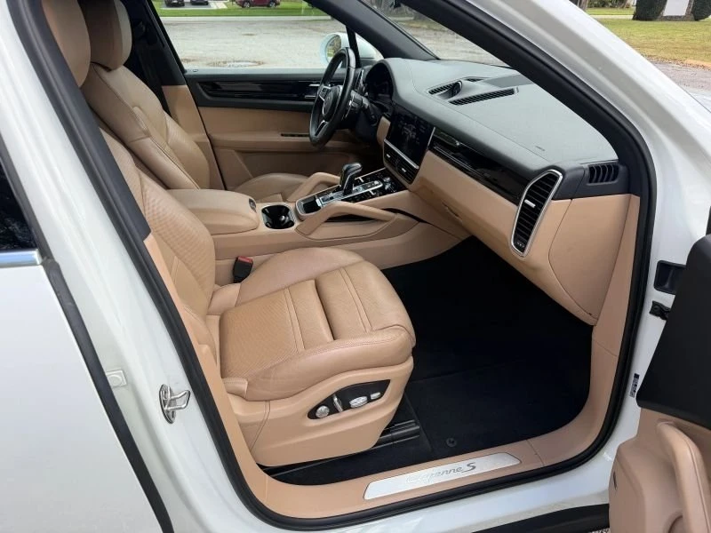 2019 Porsche 9Y0/9Y3 Cayenne - Image 16 of 20