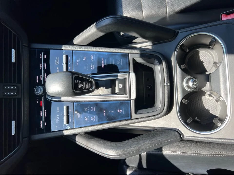 2019 Porsche 9Y0/9Y3 Cayenne - Image 15 of 16