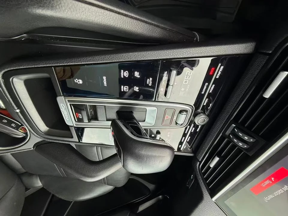 2019 Porsche 9Y0/9Y3 Cayenne - Image 13 of 20