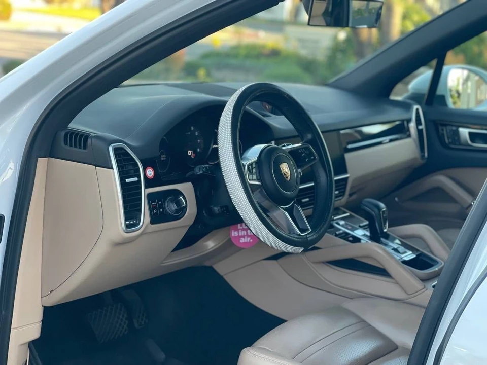 2019 Porsche 9Y0/9Y3 Cayenne - Image 8 of 21