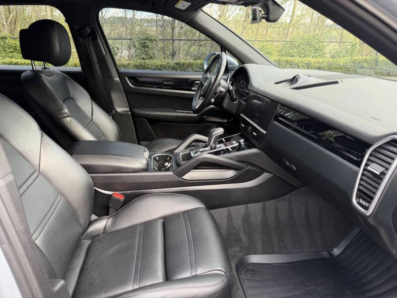 2019 Porsche 9Y0/9Y3 Cayenne - Image 16 of 20