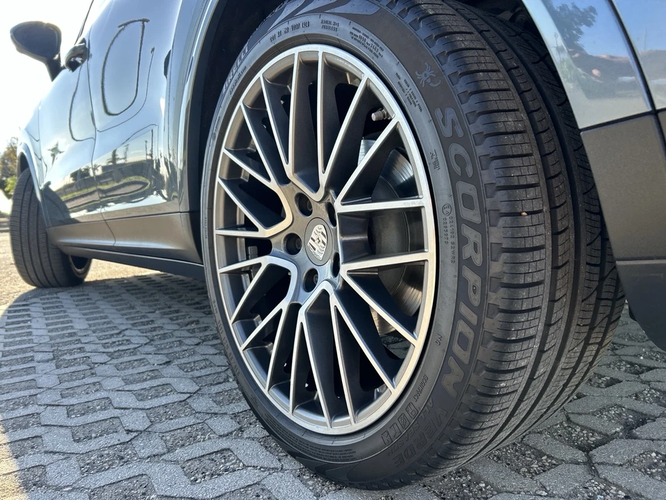 2019 Porsche 9Y0/9Y3 Cayenne - Image 9 of 21