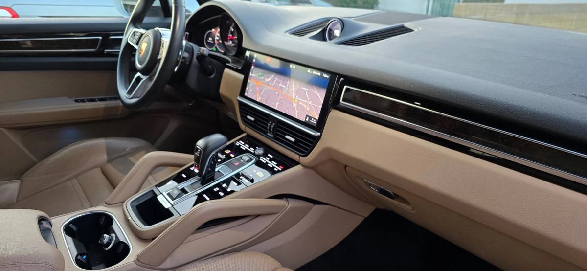 2019 Porsche 9Y0/9Y3 Cayenne - Image 7 of 16