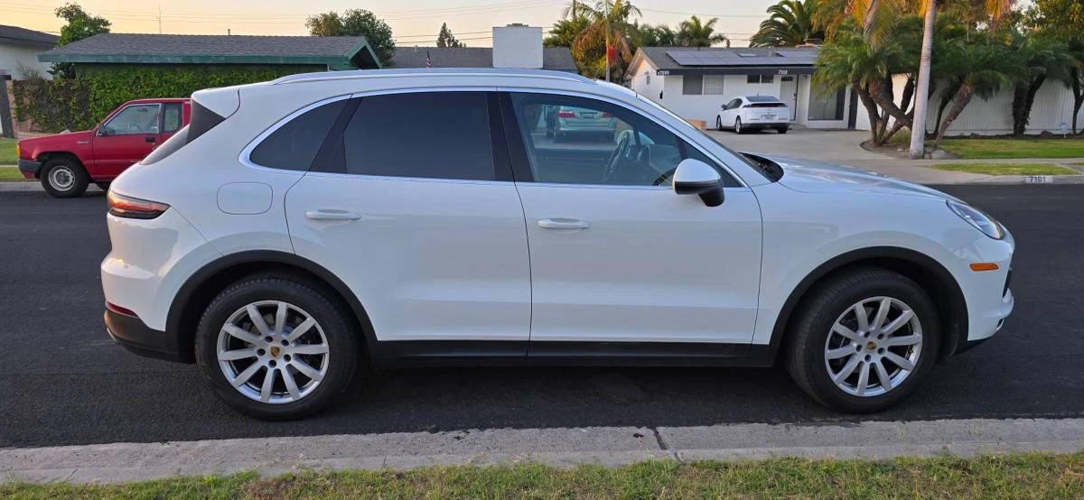 2019 Porsche 9Y0/9Y3 Cayenne - Image 9 of 16