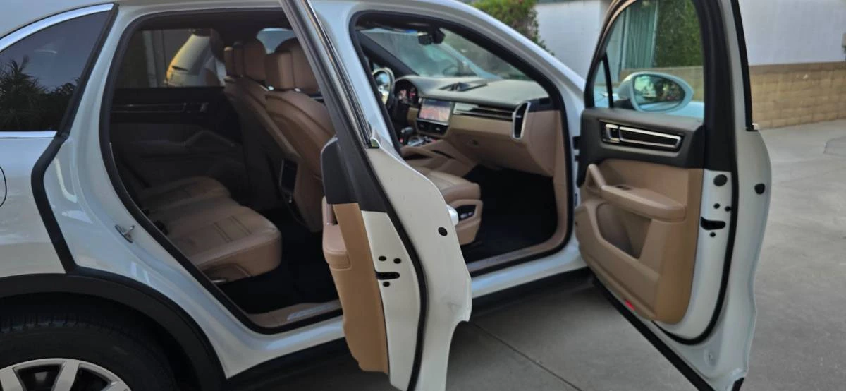 2019 Porsche 9Y0/9Y3 Cayenne - Image 3 of 16