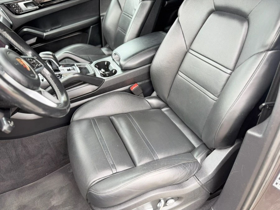 2019 Porsche 9Y0/9Y3 Cayenne - Image 14 of 17