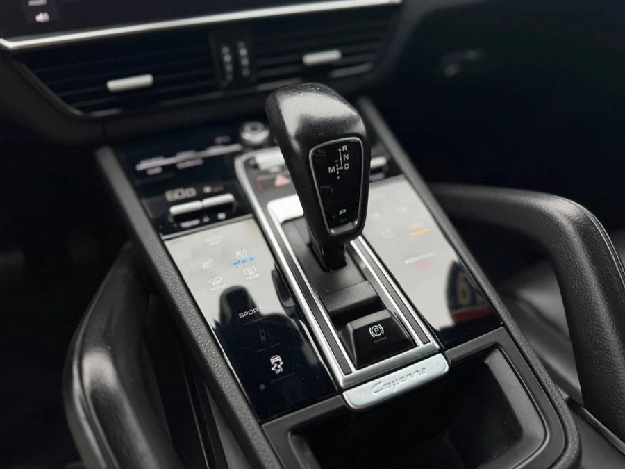 2019 Porsche 9Y0/9Y3 Cayenne - Image 11 of 17