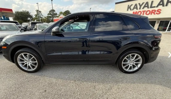 2019 Porsche 9Y0/9Y3 Cayenne - Image 3 of 12
