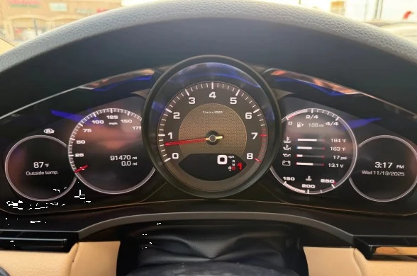 2019 Porsche 9Y0/9Y3 Cayenne - Image 8 of 12