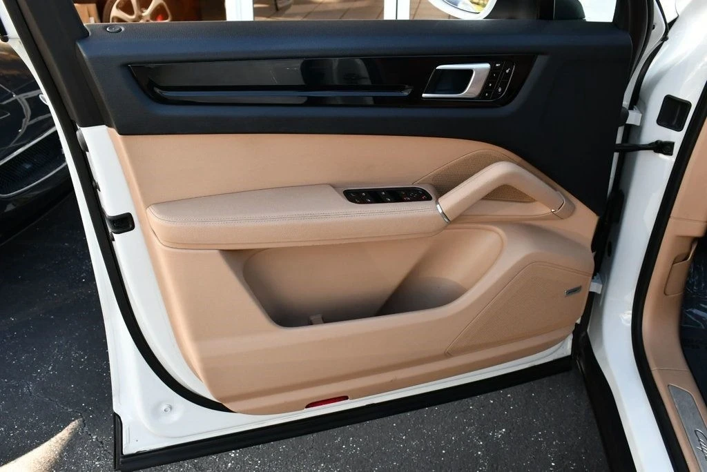 2019 Porsche 9Y0/9Y3 Cayenne - Image 11 of 12