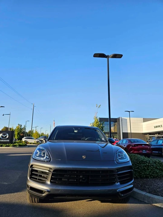 2019 Porsche 9Y0/9Y3 Cayenne - Image 2 of 10