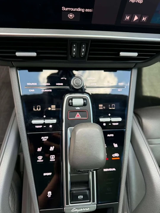2019 Porsche 9Y0/9Y3 Cayenne - Image 14 of 19