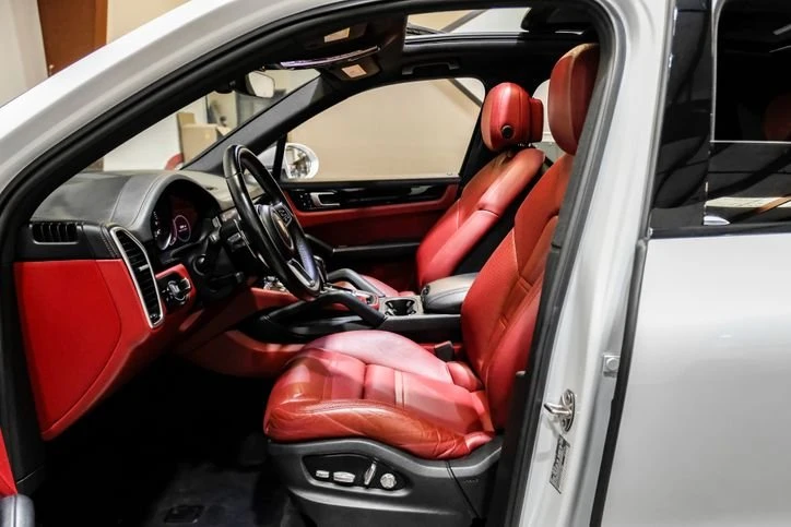 2019 Porsche 9Y0/9Y3 Cayenne - Image 8 of 12
