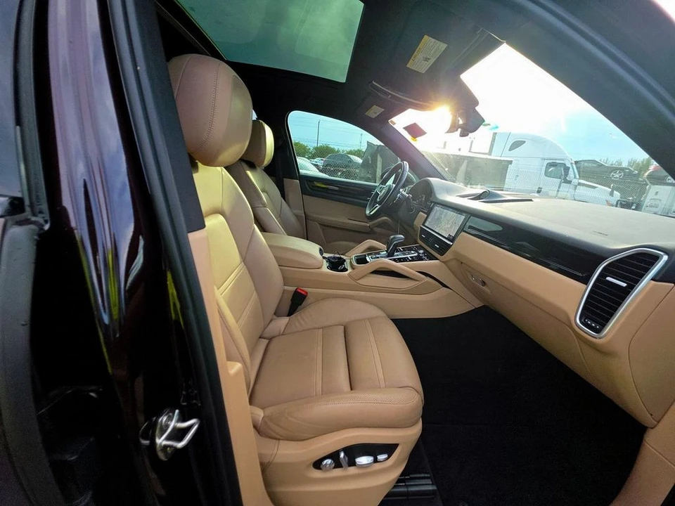 2019 Porsche 9Y0/9Y3 Cayenne - Image 9 of 14