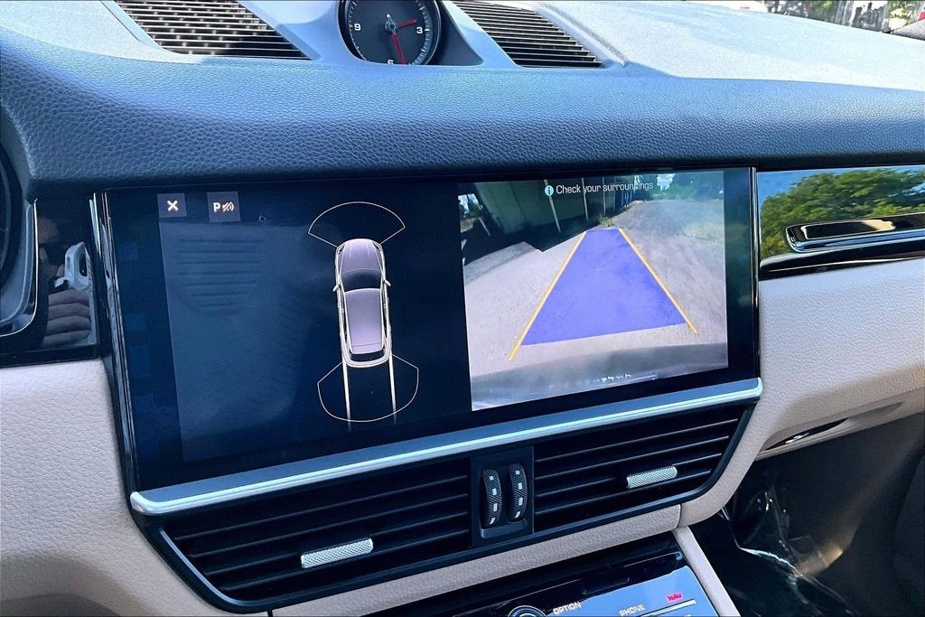 2019 Porsche 9Y0/9Y3 Cayenne - Image 28 of 31