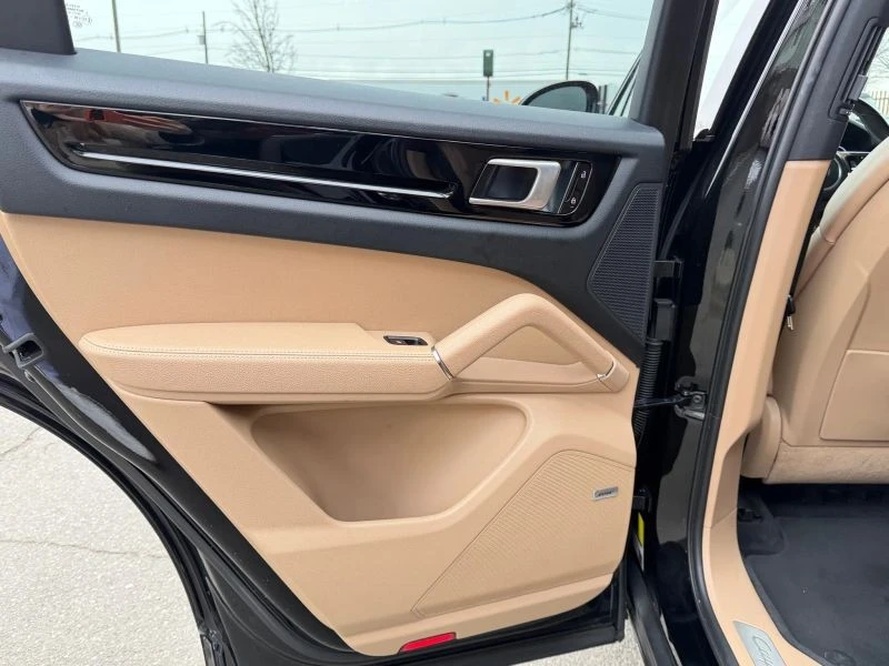 2019 Porsche 9Y0/9Y3 Cayenne - Image 11 of 12
