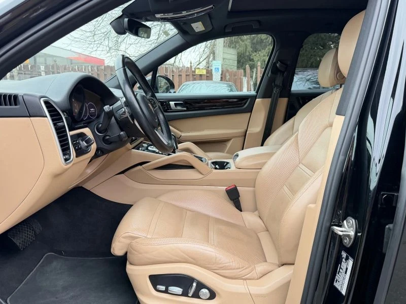 2019 Porsche 9Y0/9Y3 Cayenne - Image 8 of 12