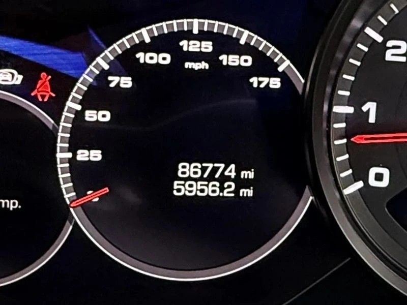 2019 Porsche 9Y0/9Y3 Cayenne - Image 10 of 12